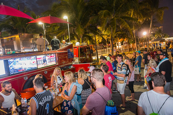 draft culinary truck people eating food